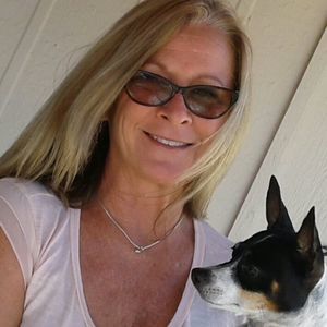 Meet your Posher, Connie